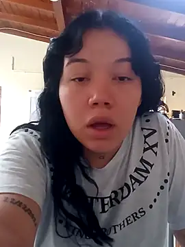 Snapshot of AlejaXxx9 chatting on November 5, 2025, 7:28 pm AlejaXxx9 online show from November 5, 2025, 7:28 pm