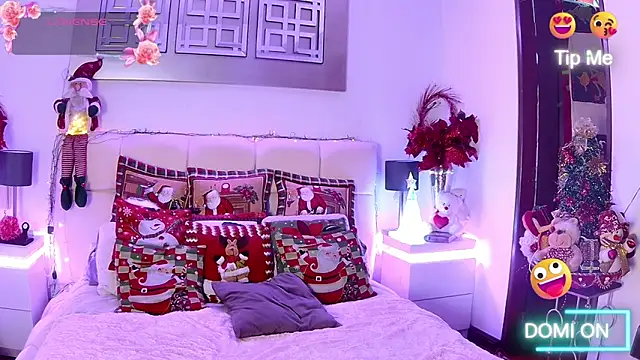 Snapshot of EvelinaGrey chatting on December 19, 2025, 8:06 am EvelinaGrey online show from December 19, 2025, 8:06 am