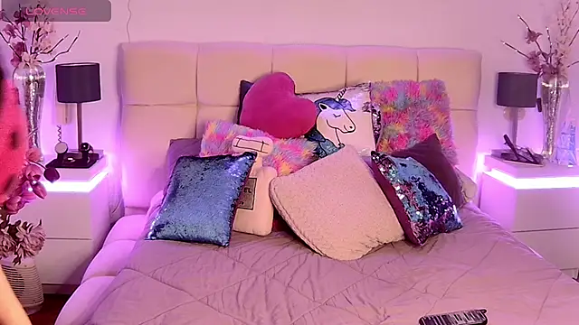 Snapshot of EvelinaGrey chatting on February 22, 2026, 9:22 am EvelinaGrey online show from February 22, 2026, 9:22 am