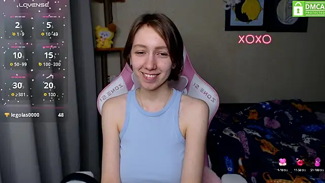 Snapshot of LeahGottty chatting on December 2, 2024, 5:21 pm LeahGottty online show from December 2, 2024, 5:21 pm