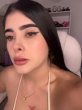 Snapshot of misslollipop04 chatting on September 23, 2025, 3:57 am misslollipop04 online show from September 23, 2025, 3:57 am