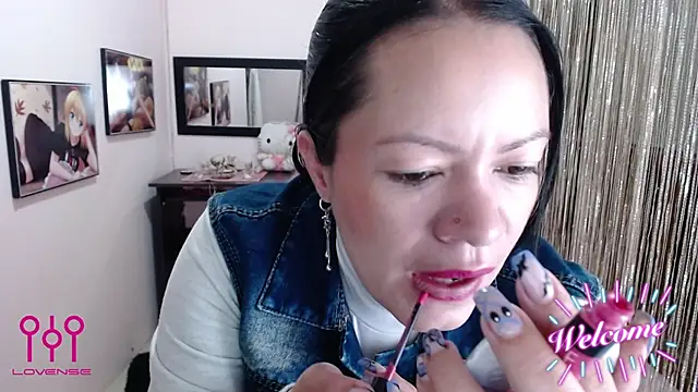 Cristal w online show from October 3, 2025, 12:50 pm