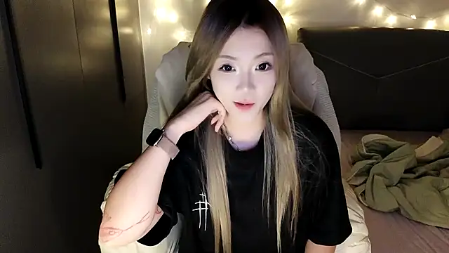 Jennie-007 online show from September 10, 2025, 5:45 pm