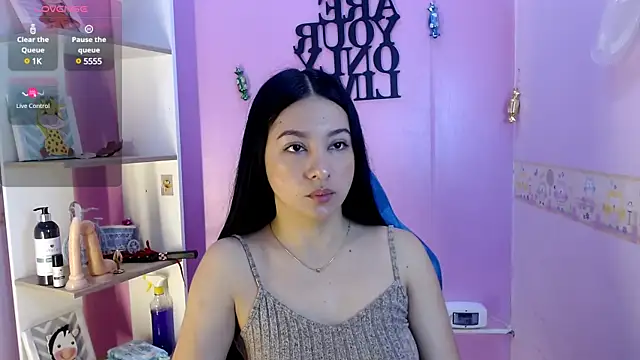 Lila Pinky online show from March 7, 2025, 2:34 pm