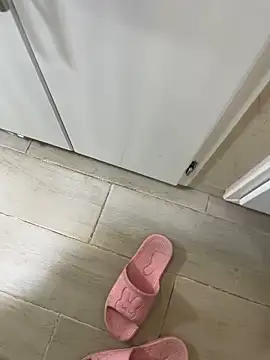 Emma Grace05 online show from December 13, 2024, 7:53 pm