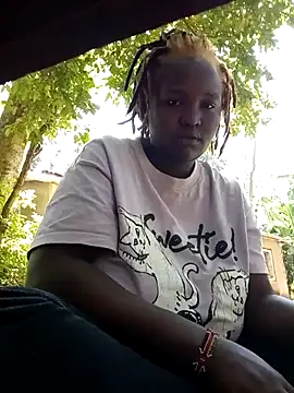 Snapshot of ebony_rubi chatting on June 11, 2026, 8:33 am ebony rubi online show from June 11, 2026, 8:33 am