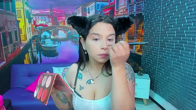 Snapshot of Small_naughty_ chatting on March 3, 2026, 1:40 pm Small naughty online show from March 3, 2026, 1:40 pm