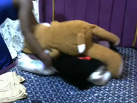 slender-qwene online show from September 27, 2025, 6:52 am