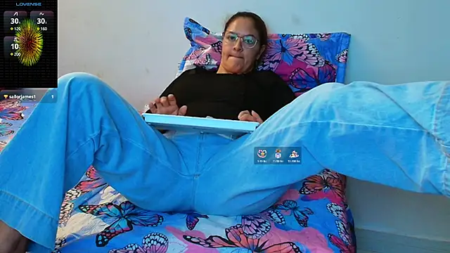mrsmaira online show from February 20, 2025, 6:57 pm