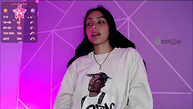 lilylouisee online show from October 11, 2025, 3:40 am