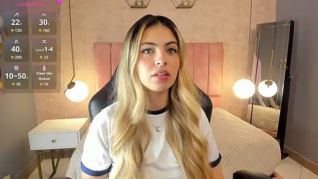 Snapshot of magic_fernanda chatting on October 14, 2025, 9:25 pm magic fernanda online show from October 14, 2025, 9:25 pm