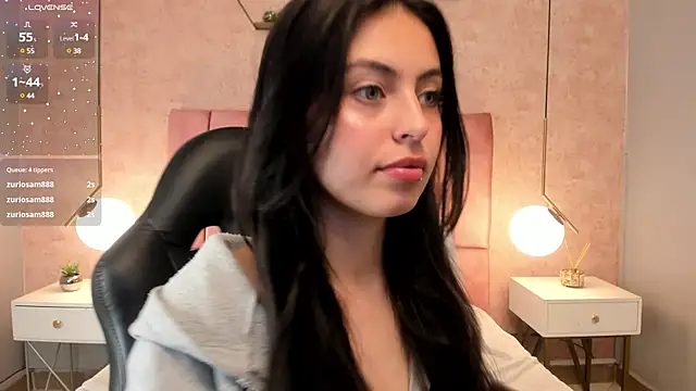 magic fernanda online show from March 12, 2025, 11:33 pm