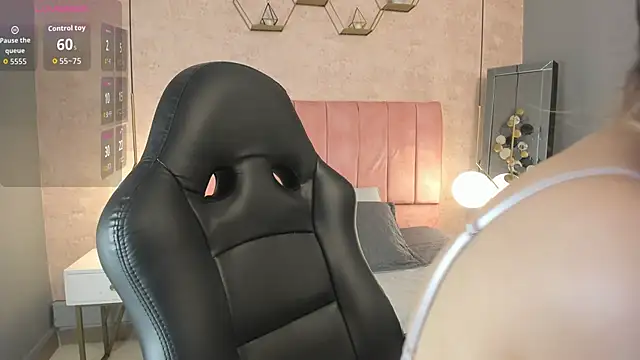 Snapshot of magic_fernanda chatting on October 9, 2025, 8:53 pm magic fernanda online show from October 9, 2025, 8:53 pm