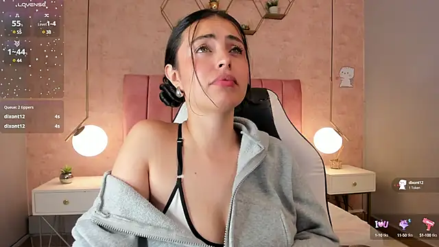 magic fernanda online show from March 3, 2025, 11:56 pm