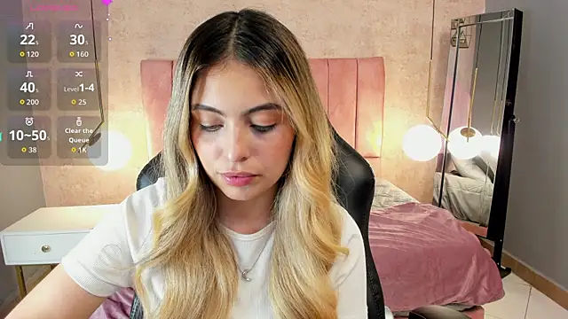 Snapshot of magic_fernanda chatting on October 18, 2025, 8:44 pm magic fernanda online show from October 18, 2025, 8:44 pm