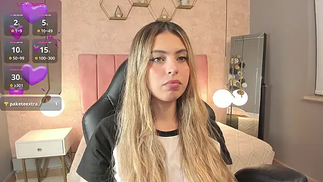 Snapshot of magic_fernanda chatting on September 23, 2025, 9:44 pm magic fernanda online show from September 23, 2025, 9:44 pm