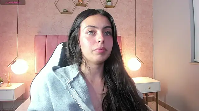 magic fernanda online show from February 24, 2025, 11:52 pm