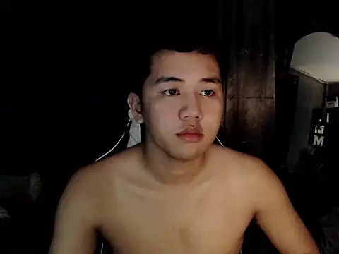 xgregor07 online show from November 25, 2025, 4:40 pm