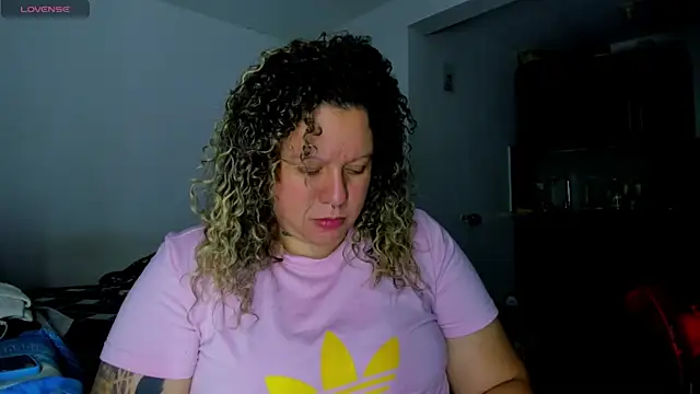 Snapshot of mariana_maze chatting on January 11, 2025, 4:16 am mariana maze online show from January 11, 2025, 4:16 am