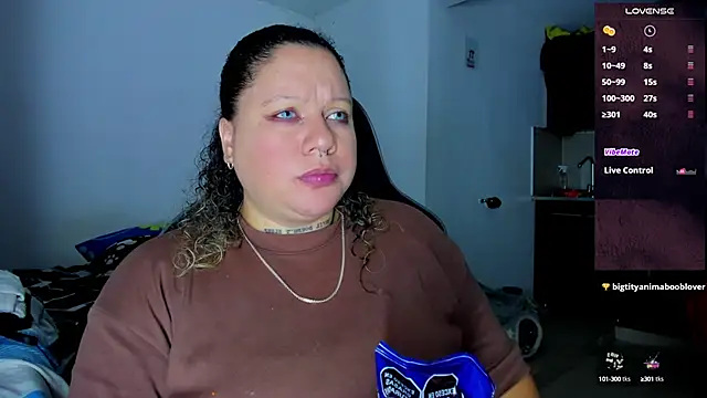 Snapshot of mariana_maze chatting on January 19, 2025, 5:05 am mariana maze online show from January 19, 2025, 5:05 am