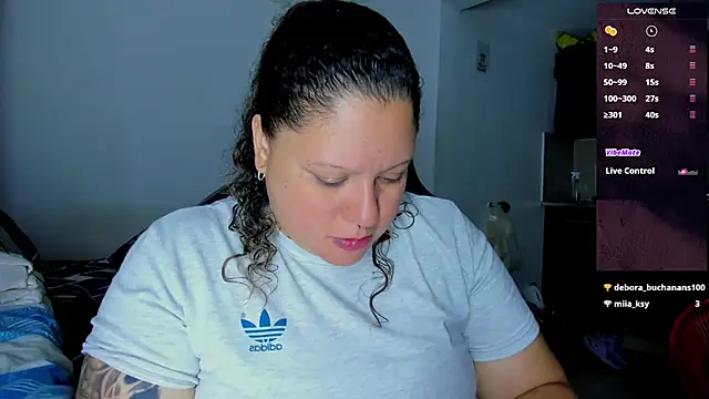 Snapshot of mariana_maze chatting on January 28, 2025, 5:11 am mariana maze online show from January 28, 2025, 5:11 am