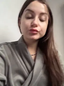 ellie ssexy online show from October 9, 2025, 4:13 am