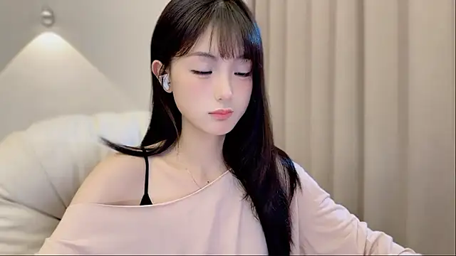 Snapshot of SHUIshui_ chatting on October 31, 2025, 1:19 pm SHUIshui  online show from October 31, 2025, 1:19 pm