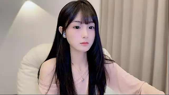 Snapshot of SHUIshui_ chatting on September 19, 2025, 6:39 am SHUIshui  online show from September 19, 2025, 6:39 am