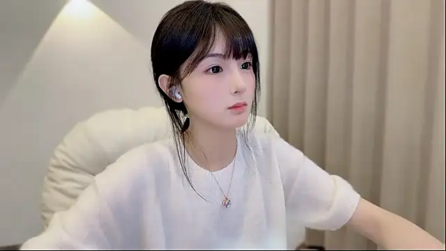 Snapshot of SHUIshui_ chatting on September 21, 2025, 12:54 pm SHUIshui  online show from September 21, 2025, 12:54 pm