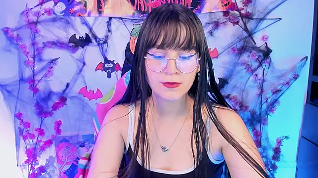 honeykitty 777 online show from October 31, 2025, 3:03 am