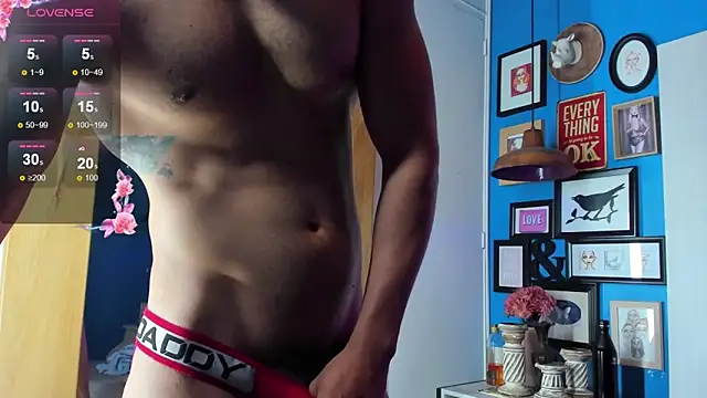 Snapshot of ElianFoxter chatting on February 14, 2025, 12:19 am ElianFoxter online show from February 14, 2025, 12:19 am