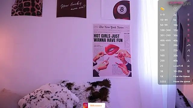 lilith  rosse online show from December 14, 2025, 1:39 pm