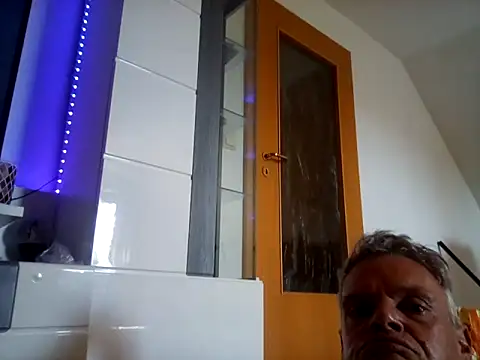 Nick69mann online show from May 24, 2026, 12:38 pm