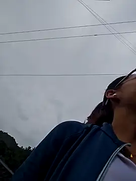 Erza-Scarlett online show from December 22, 2024, 1:00 pm