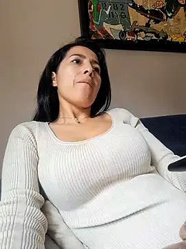 Erza-Scarlett online show from February 25, 2025, 12:38 pm