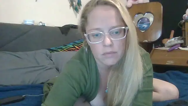 Toybox13 Pika online show from October 27, 2025, 7:48 pm