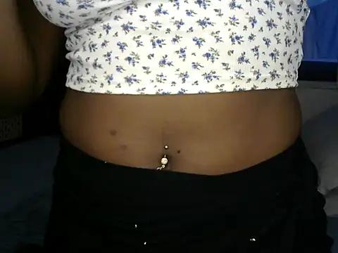 Snapshot of Tonya01_Angels_ chatting on November 17, 2025, 4:27 am Tonya01 Angels online show from November 17, 2025, 4:27 am