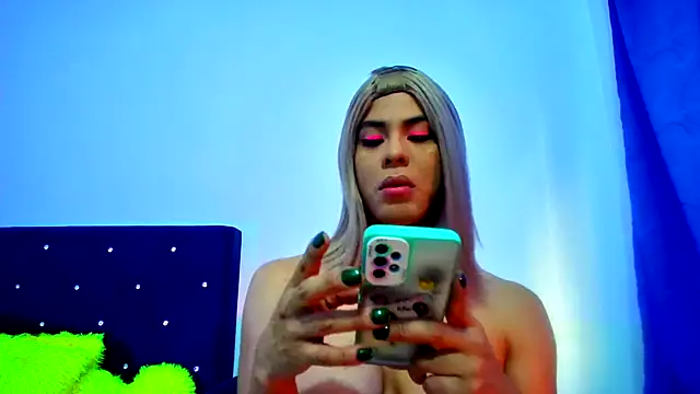 Snapshot of Aliice_Doll chatting on September 28, 2025, 7:54 pm Aliice Doll online show from September 28, 2025, 7:54 pm