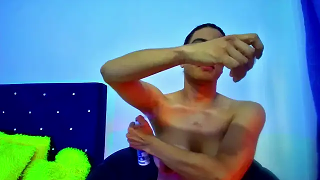 Snapshot of Aliice_Doll chatting on September 29, 2025, 7:52 pm Aliice Doll online show from September 29, 2025, 7:52 pm