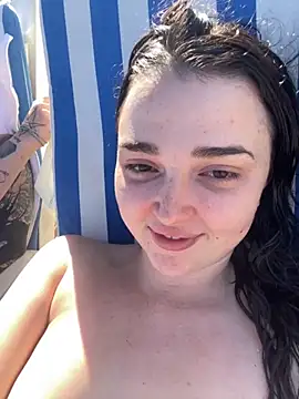 Snapshot of chunliklk chatting on September 26, 2025, 3:30 pm chunliklk online show from September 26, 2025, 3:30 pm