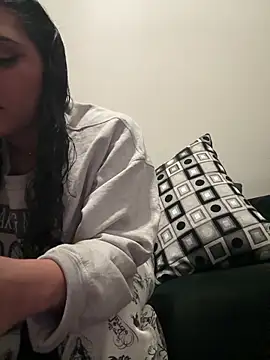 Lickplayofficial online show from March 19, 2026, 3:17 am