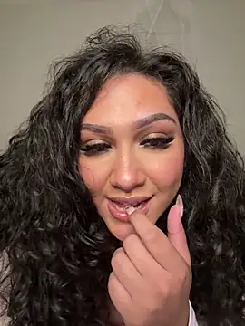 Lickplayofficial online show from December 14, 2025, 2:51 am