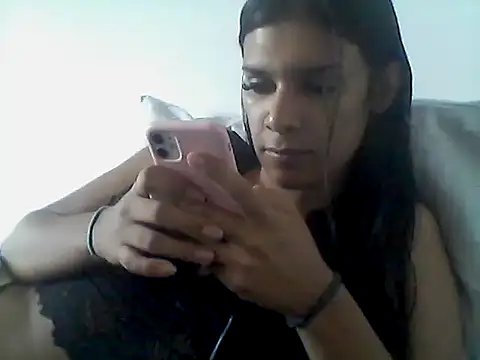 mariy  online show from December 19, 2025, 5:15 pm