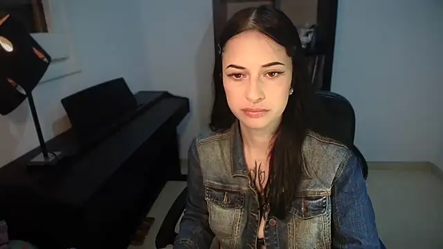 Snapshot of Windy_butterfly chatting on October 15, 2025, 6:49 pm Windy butterfly online show from October 15, 2025, 6:49 pm