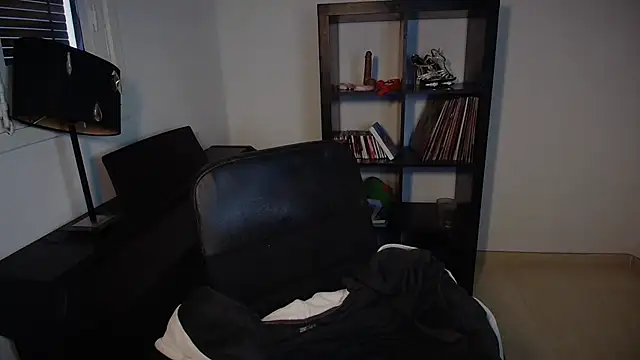 Snapshot of Windy_butterfly chatting on September 23, 2025, 7:48 am Windy butterfly online show from September 23, 2025, 7:48 am