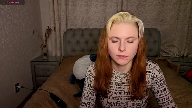 Snapshot of rocky_foxy chatting on October 30, 2025, 10:28 pm rocky foxy online show from October 30, 2025, 10:28 pm