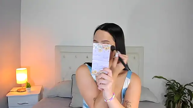 Snapshot of MELISSA_ALVAREZ chatting on October 10, 2025, 9:32 am MELISSA ALVAREZ online show from October 10, 2025, 9:32 am