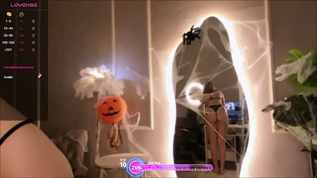 Snapshot of Eli_Llie chatting on October 15, 2025, 8:39 pm Eli Llie online show from October 15, 2025, 8:39 pm