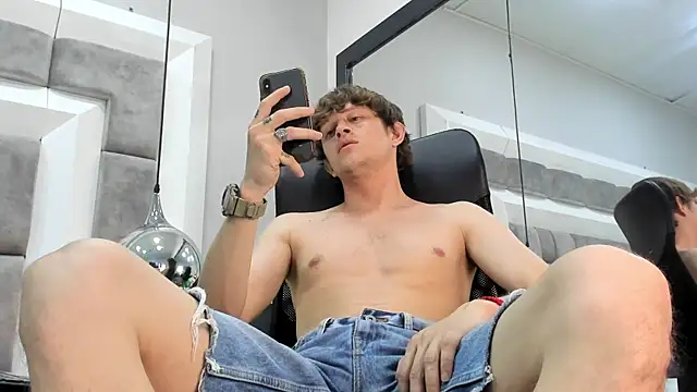 AnthonyAlso online show from September 24, 2025, 8:04 pm