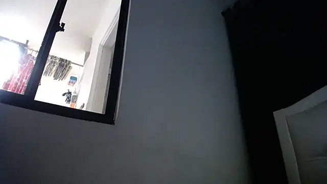 milk azahara online show from September 13, 2025, 3:34 pm